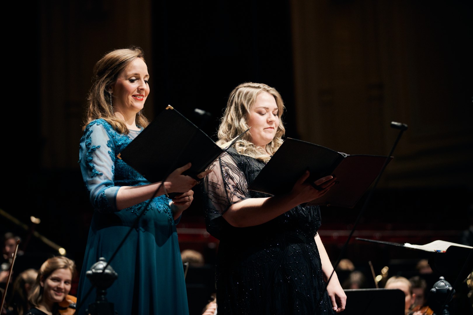 Florieke Beelen (mezzosopraan) & Charlotte Janssen (sopraan) (Groot)